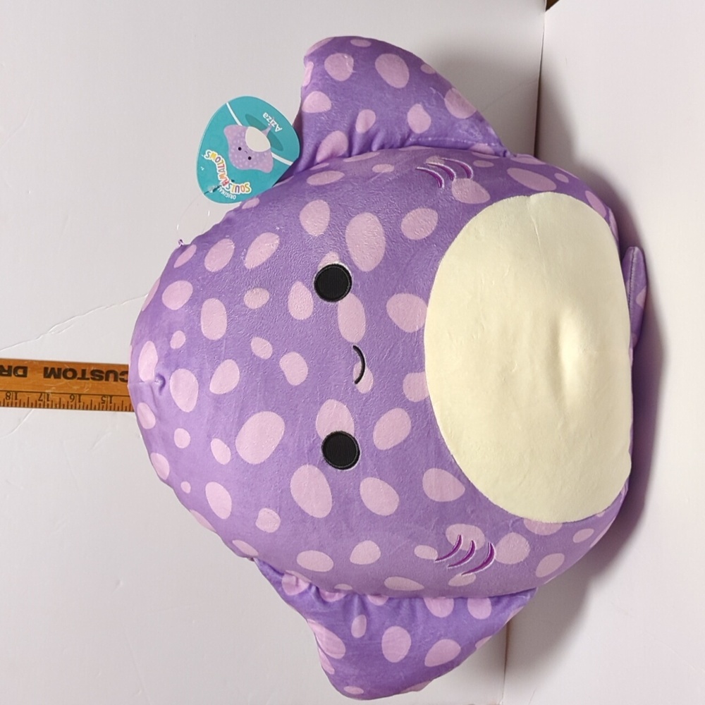 Aziza the Purple Polkadot Stingray NWT 14" Squishmallow